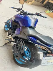 YAMAHA R15 V3